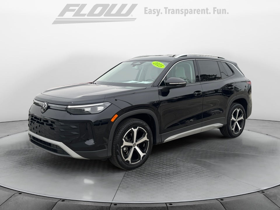 2025 Volkswagen Tiguan 2.0T SE