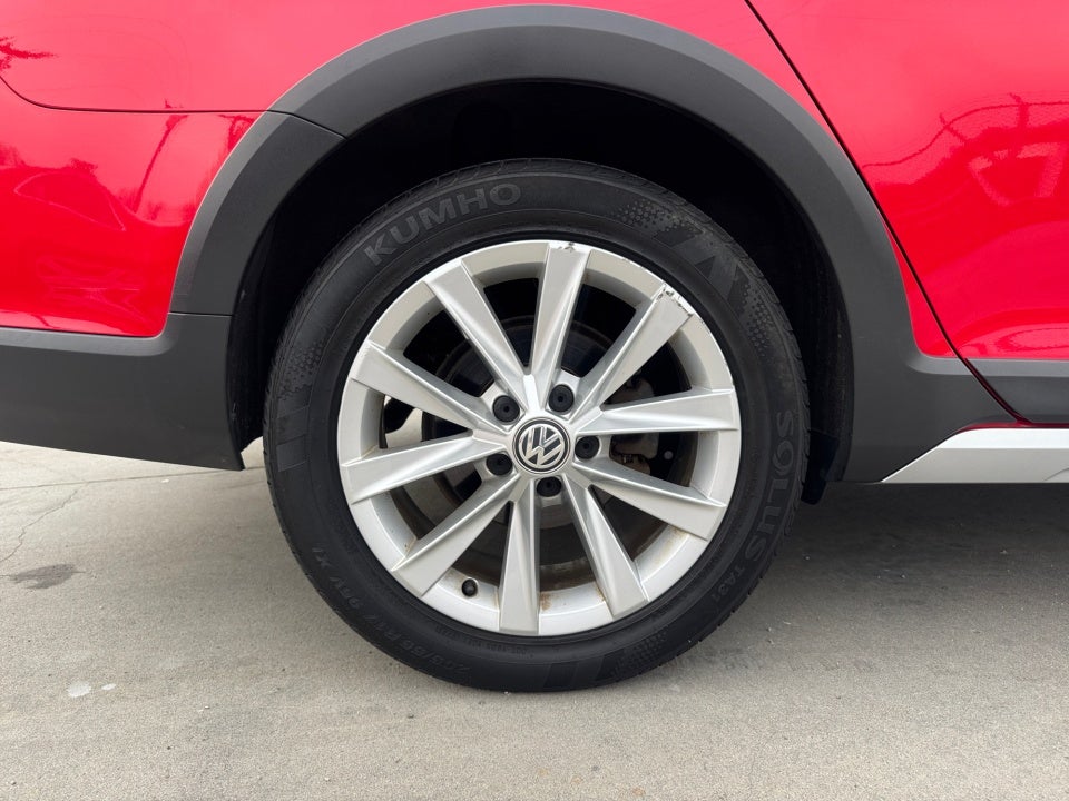 2017 Volkswagen Golf Alltrack TSI S