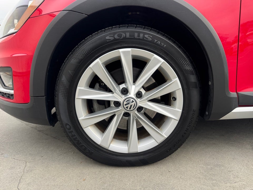 2017 Volkswagen Golf Alltrack TSI S