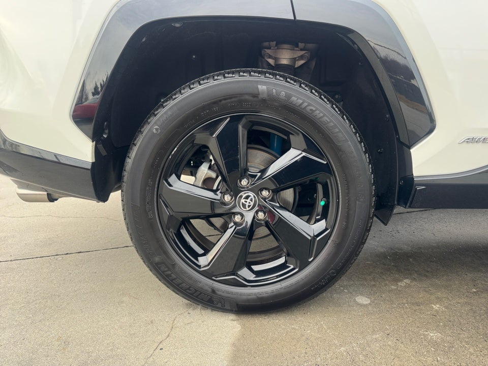 2021 Toyota RAV4 Hybrid XSE