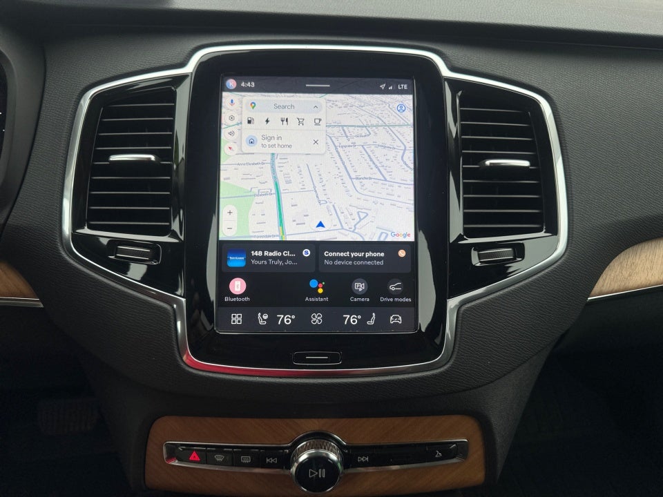 2023 Volvo XC90 Recharge Plug-In Hybrid T8 Plus Bright Theme 7-Seater