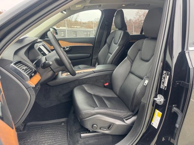 2023 Volvo XC90 Recharge Plug-In Hybrid T8 Plus Bright Theme 7-Seater