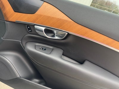 2023 Volvo XC90 Recharge Plug-In Hybrid T8 Plus Bright Theme 7-Seater