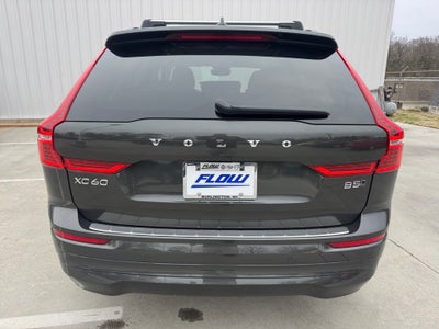 2022 Volvo XC60 B5 Momentum