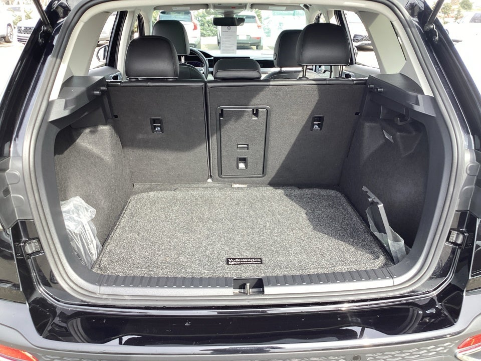 2025 Volkswagen Taos 1.5T SEL