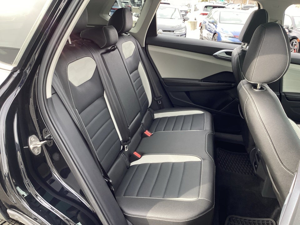 2025 Volkswagen Taos 1.5T SEL