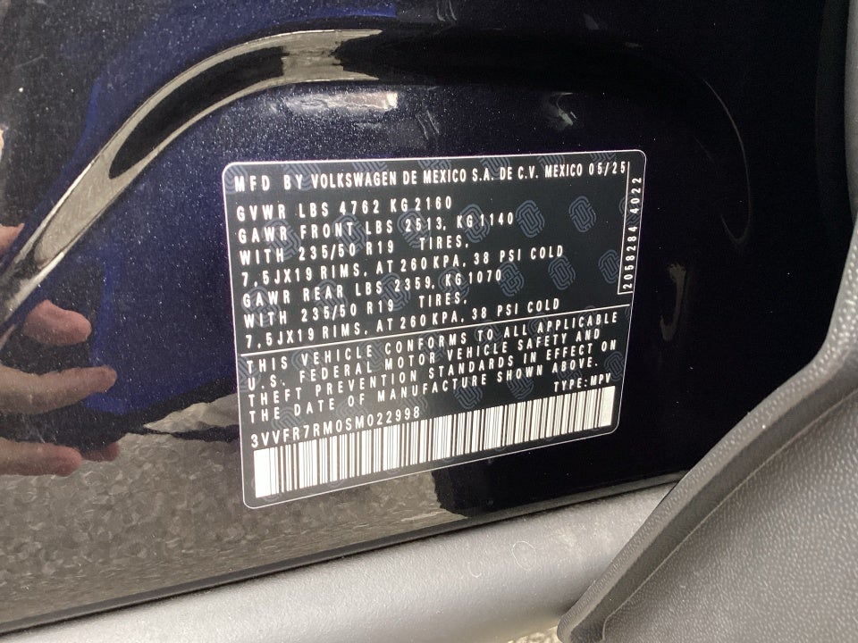 2025 Volkswagen Tiguan 2.0T SE