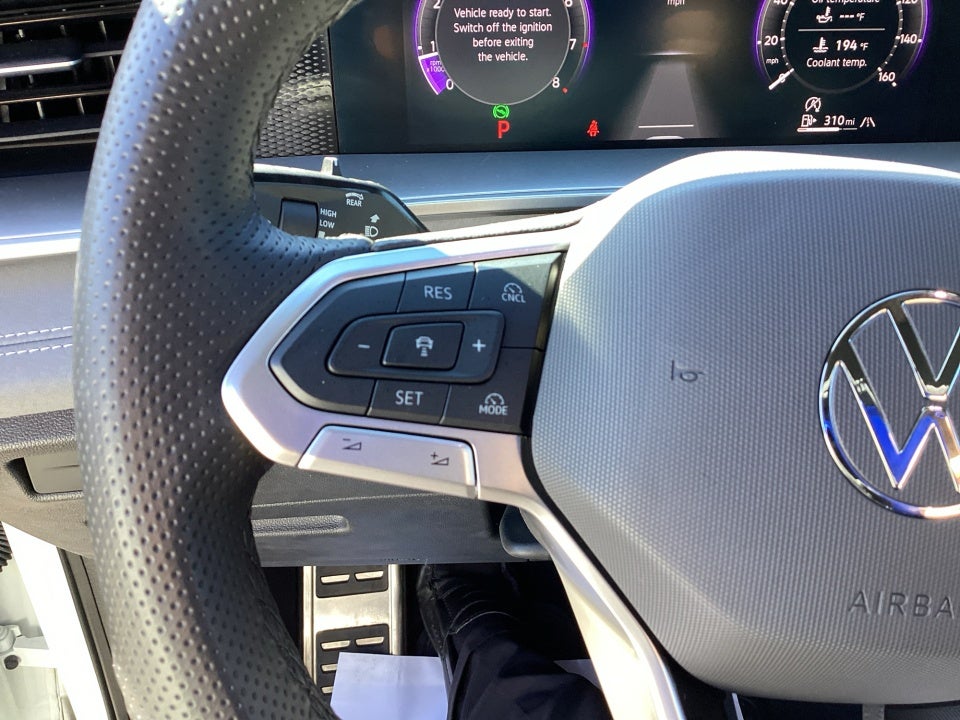 2025 Volkswagen Tiguan 2.0T SE R-Line Black