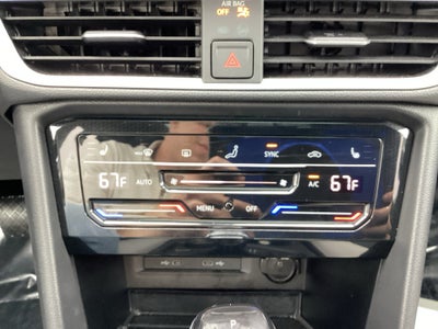 2025 Volkswagen Taos 1.5T SE