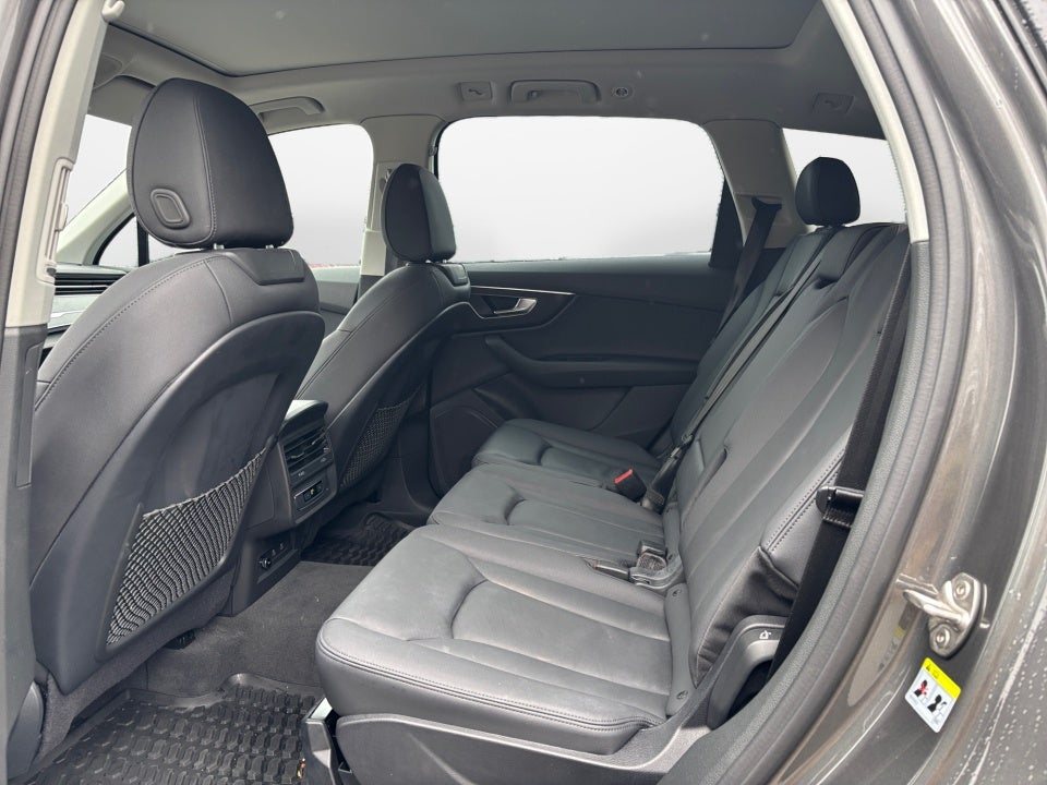 2023 Audi Q7 Premium 55 TFSI quattro Tiptronic