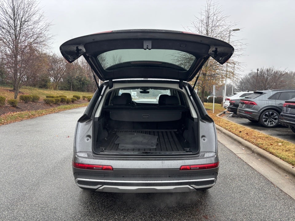2023 Audi Q7 Premium 55 TFSI quattro Tiptronic