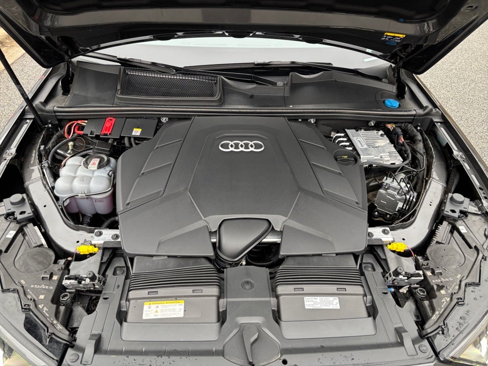 2023 Audi Q7 Premium 55 TFSI quattro Tiptronic