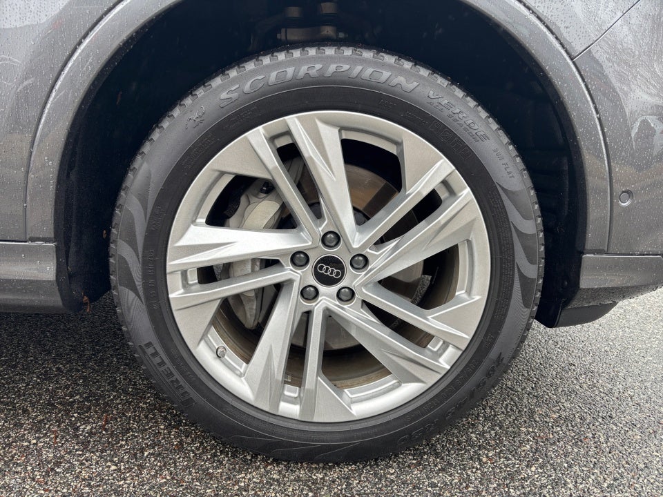 2023 Audi Q7 Premium 55 TFSI quattro Tiptronic