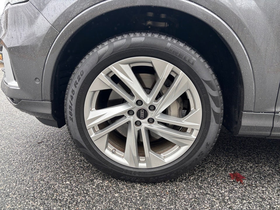 2023 Audi Q7 Premium 55 TFSI quattro Tiptronic