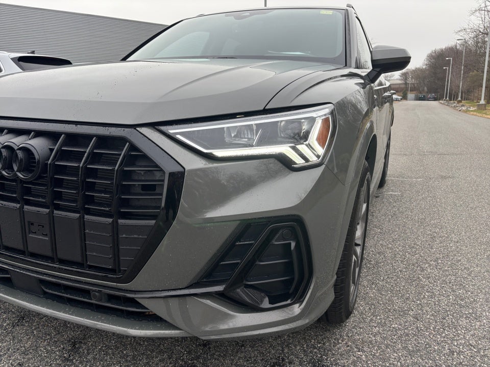 2025 Audi Q3 Premium 45 TFSI S line quattro Tiptronic