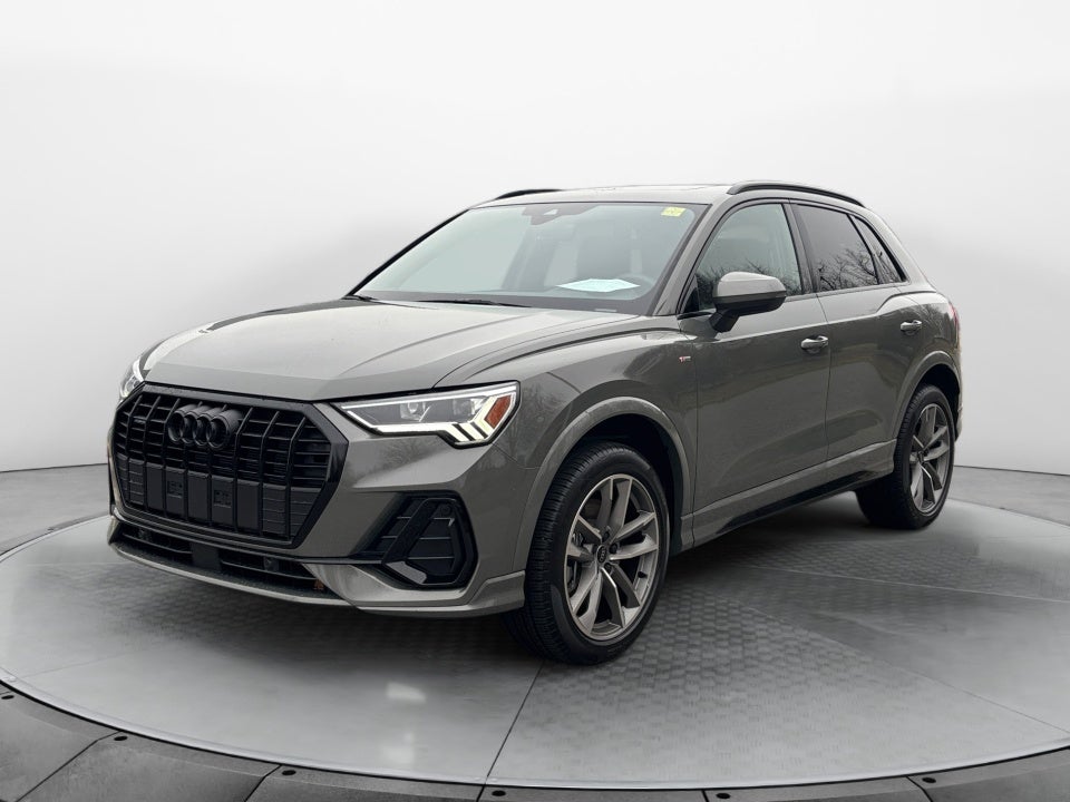 2025 Audi Q3 Premium 45 TFSI S line quattro Tiptronic