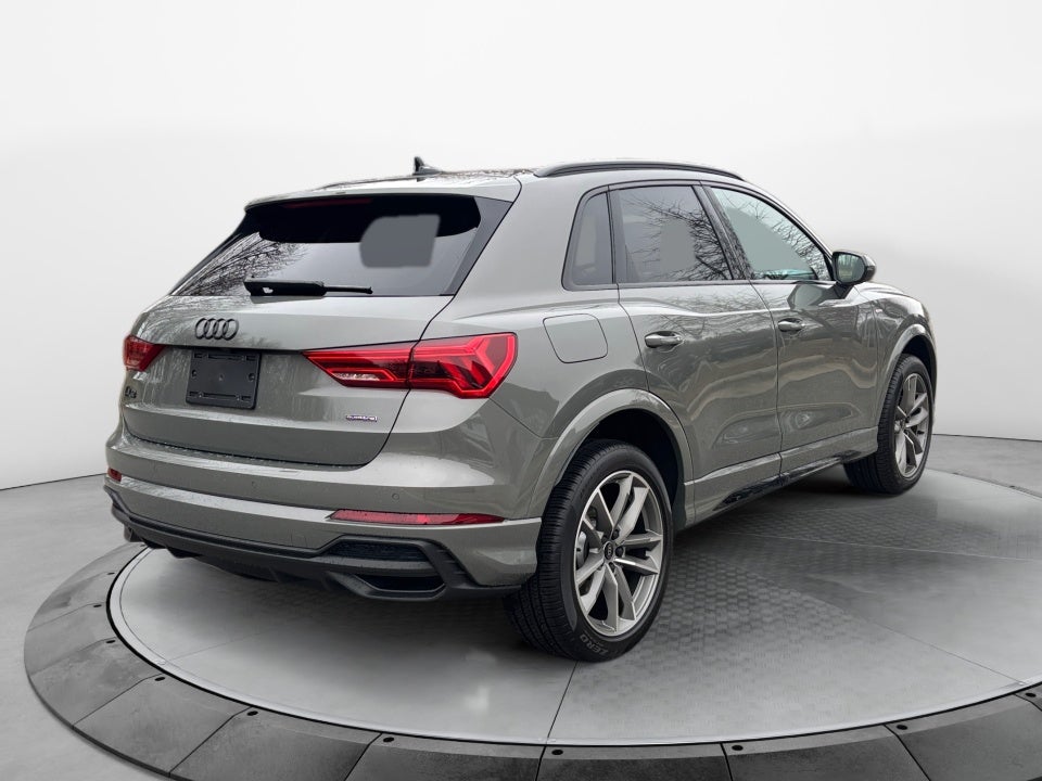 2025 Audi Q3 Premium 45 TFSI S line quattro Tiptronic