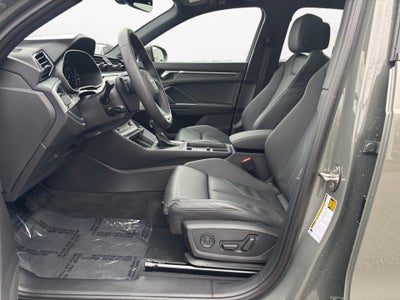 2025 Audi Q3 Premium 45 TFSI S line quattro Tiptronic