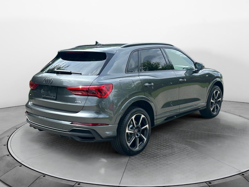 2025 Audi Q3 Premium 45 TFSI S line quattro Tiptronic