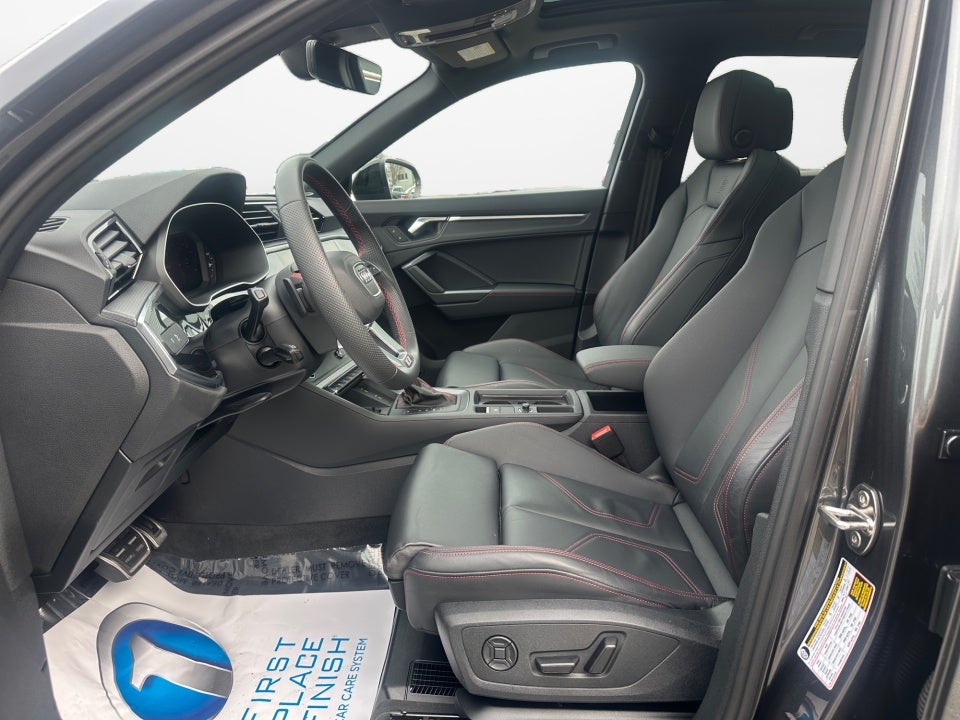 2025 Audi Q3 Premium 45 TFSI S line quattro Tiptronic