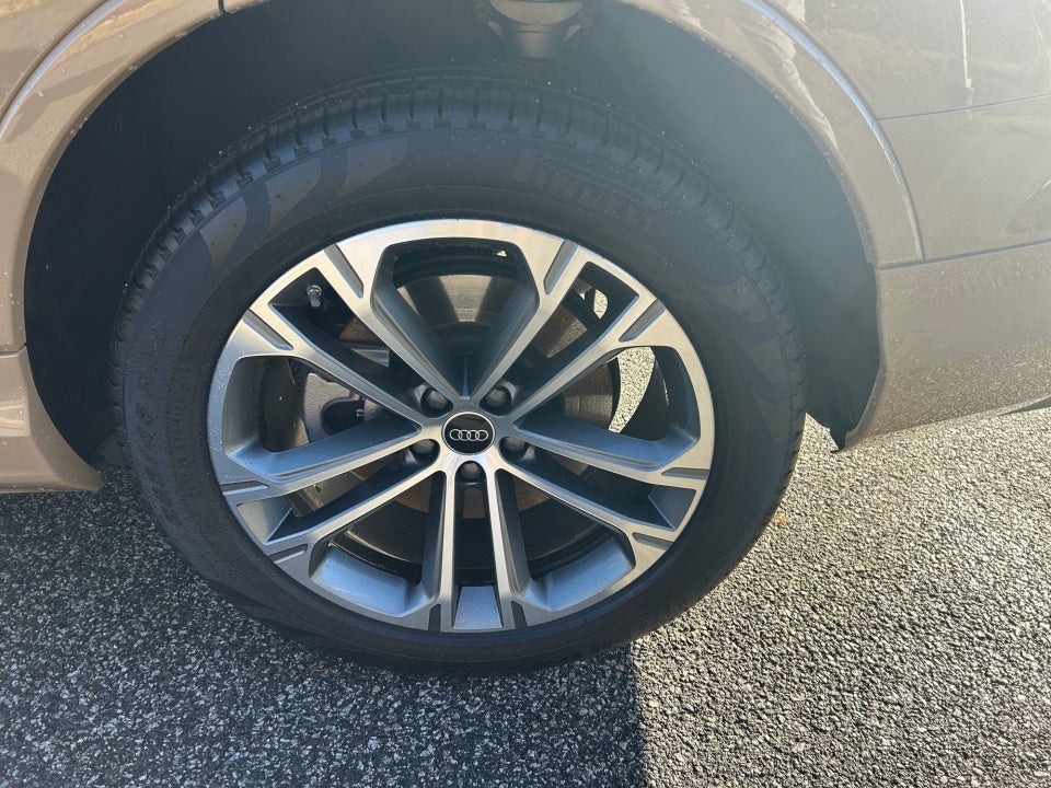 2025 Audi Q7 Premium Plus 45 TFSI quattro Tiptronic