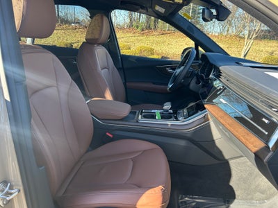 2025 Audi Q7 Premium Plus 45 TFSI quattro Tiptronic