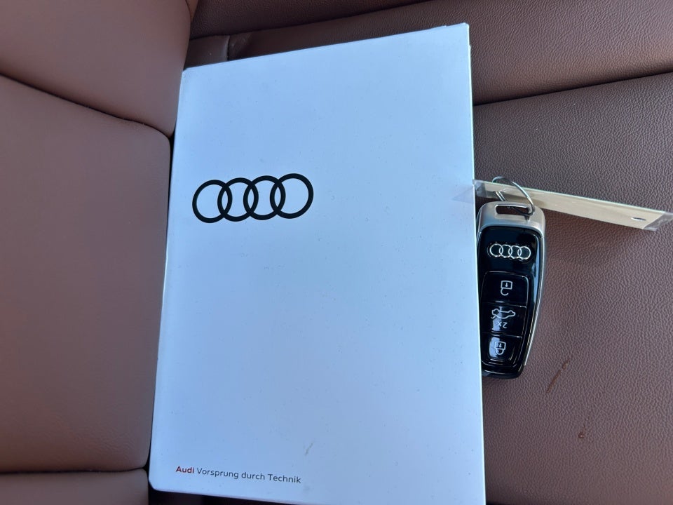 2025 Audi Q7 Premium Plus 45 TFSI quattro Tiptronic