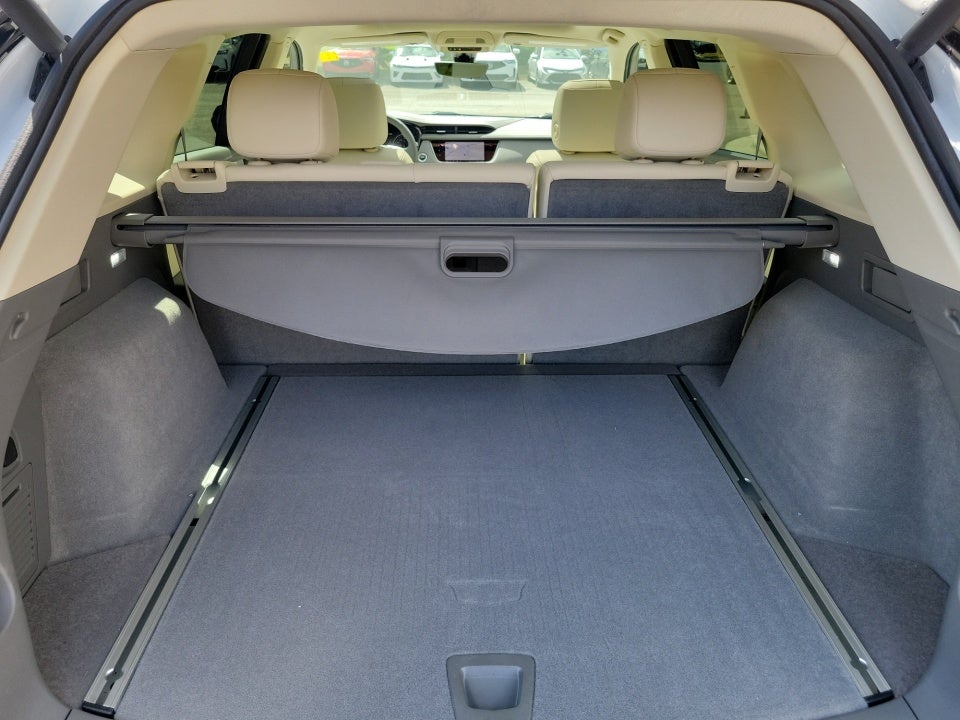 2025 Cadillac XT5 FWD Premium Luxury