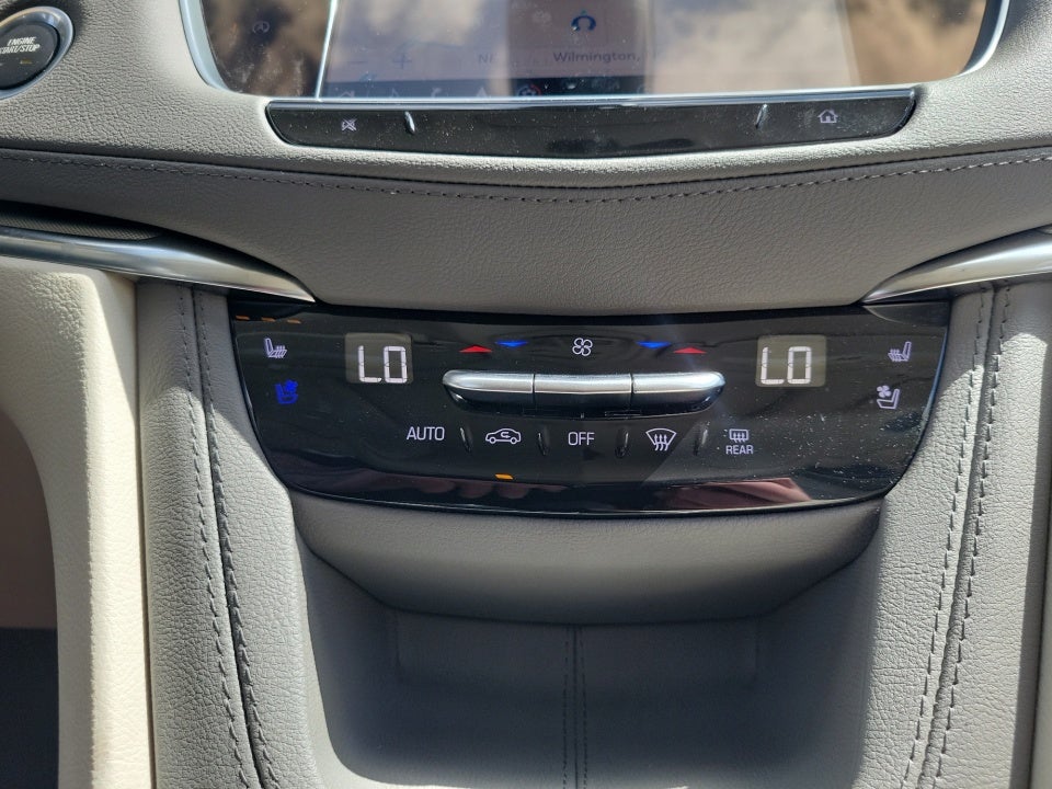 2025 Cadillac XT5 FWD Premium Luxury