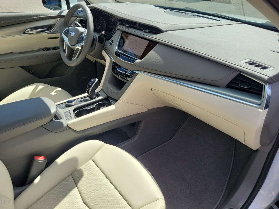 2025 Cadillac XT5 FWD Premium Luxury