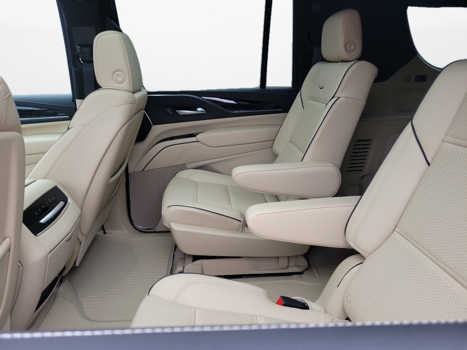 2024 Cadillac Escalade ESV 4WD Premium Luxury