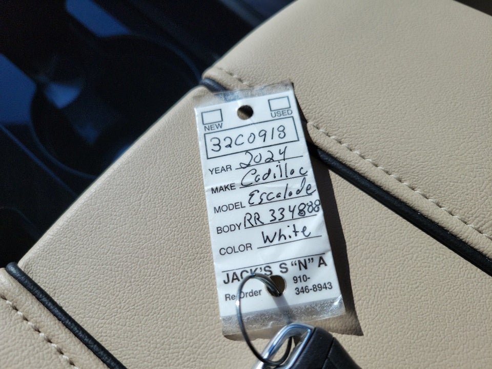 2024 Cadillac Escalade ESV 4WD Premium Luxury