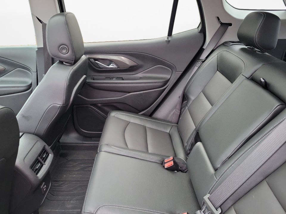 2023 GMC Terrain FWD SLT