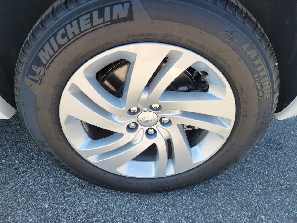 2024 Land Rover Discovery Sport Core S