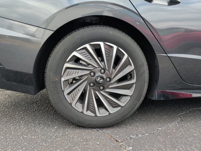 2025 Hyundai Sonata Hybrid Limited
