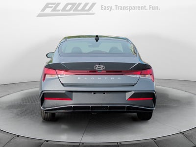 2024 Hyundai Elantra SE