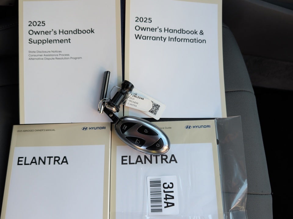 2025 Hyundai Elantra SEL Sport