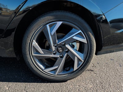 2025 Hyundai Elantra Hybrid SEL Sport