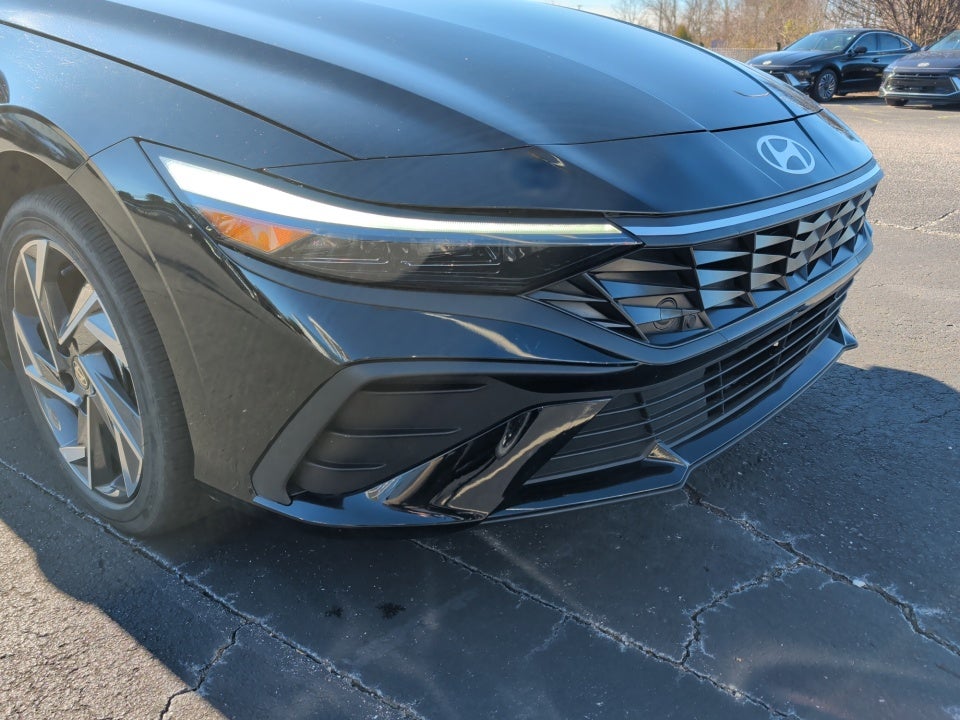 2025 Hyundai Elantra Hybrid SEL Sport