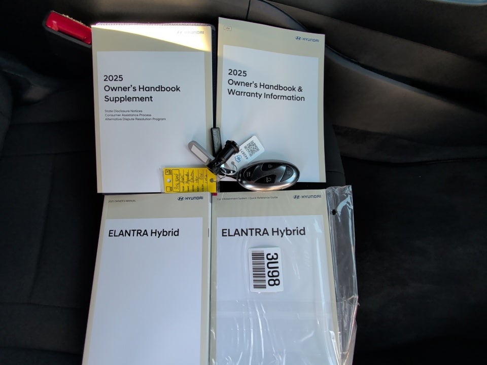 2025 Hyundai Elantra Hybrid SEL Sport