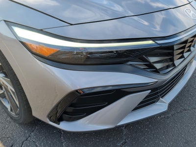 2025 Hyundai Elantra Hybrid Limited