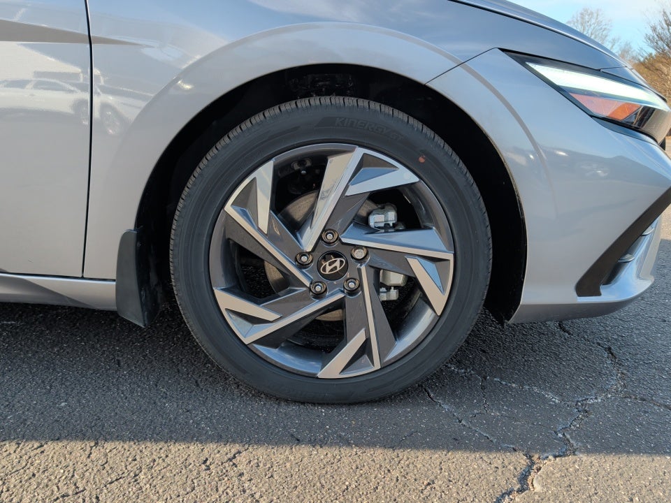 2025 Hyundai Elantra Hybrid Limited