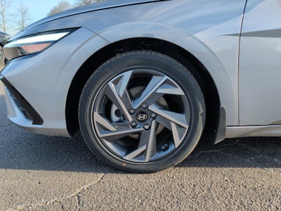 2025 Hyundai Elantra Hybrid Limited