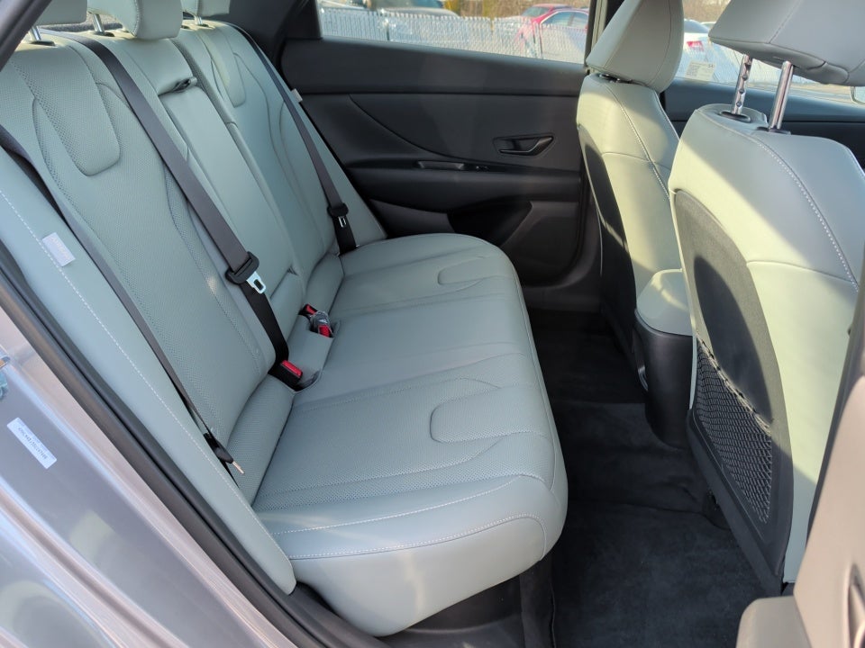 2025 Hyundai Elantra Hybrid Limited