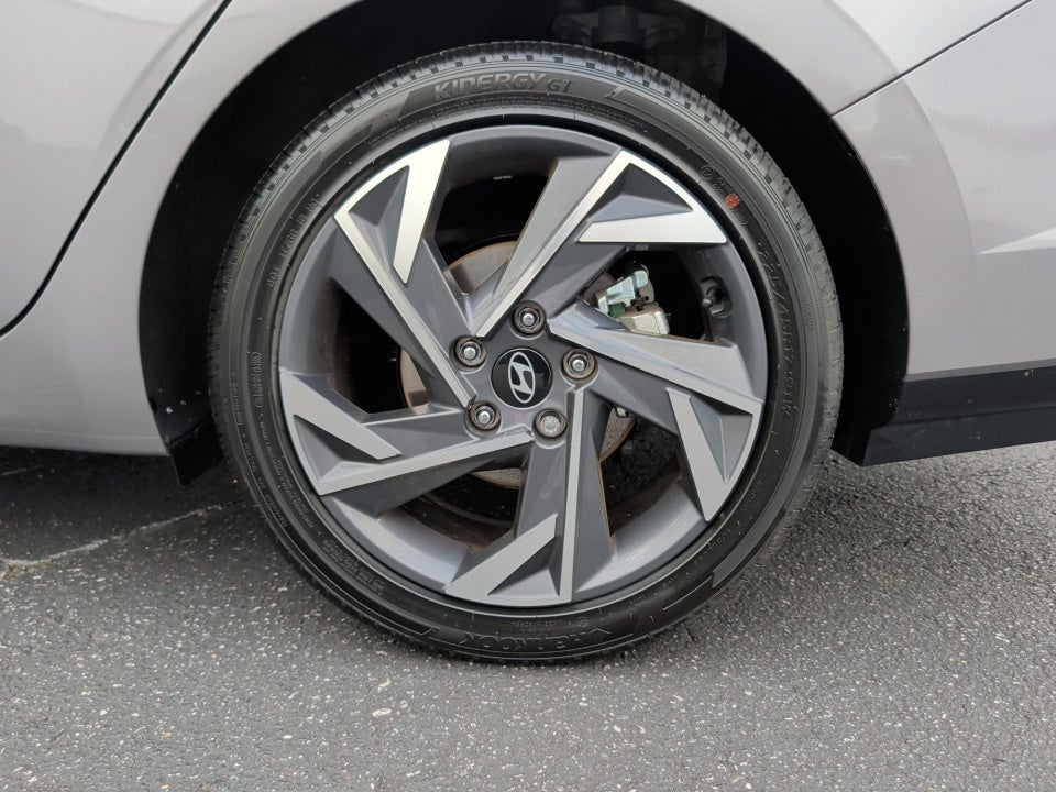 2025 Hyundai Elantra Hybrid Limited