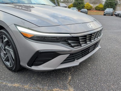 2025 Hyundai Elantra Hybrid Limited