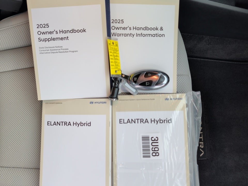 2025 Hyundai Elantra Hybrid Limited