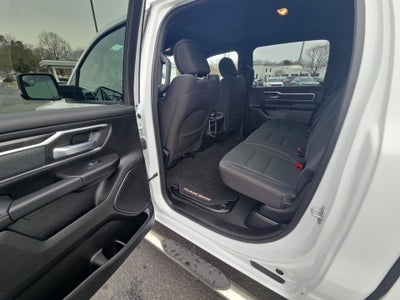 2022 RAM 1500 Big Horn Crew Cab 4x4 5'7" Box