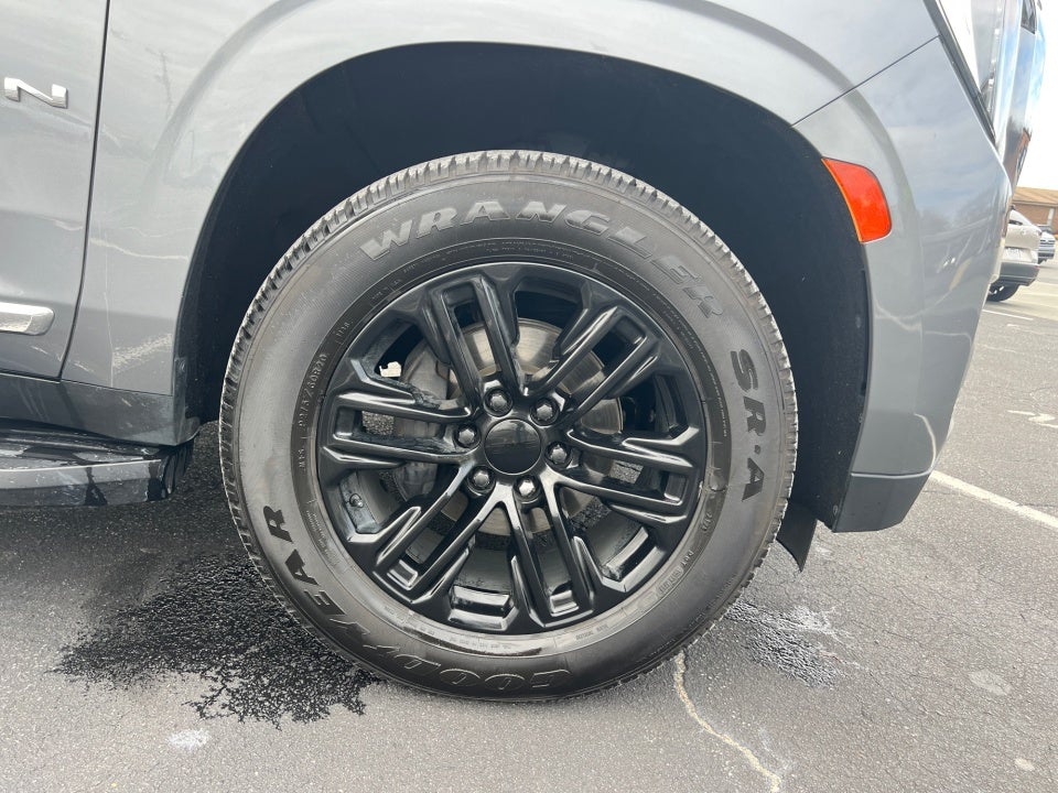 2021 GMC Yukon 4WD SLT