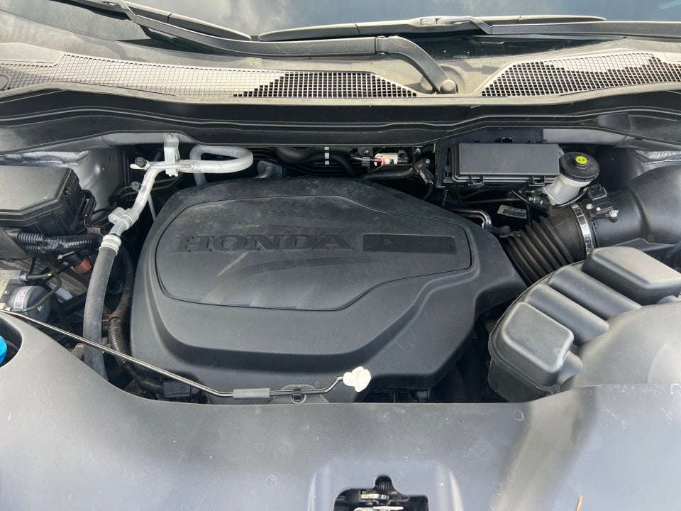 2021 Honda Pilot 2WD Touring 8 Passenger